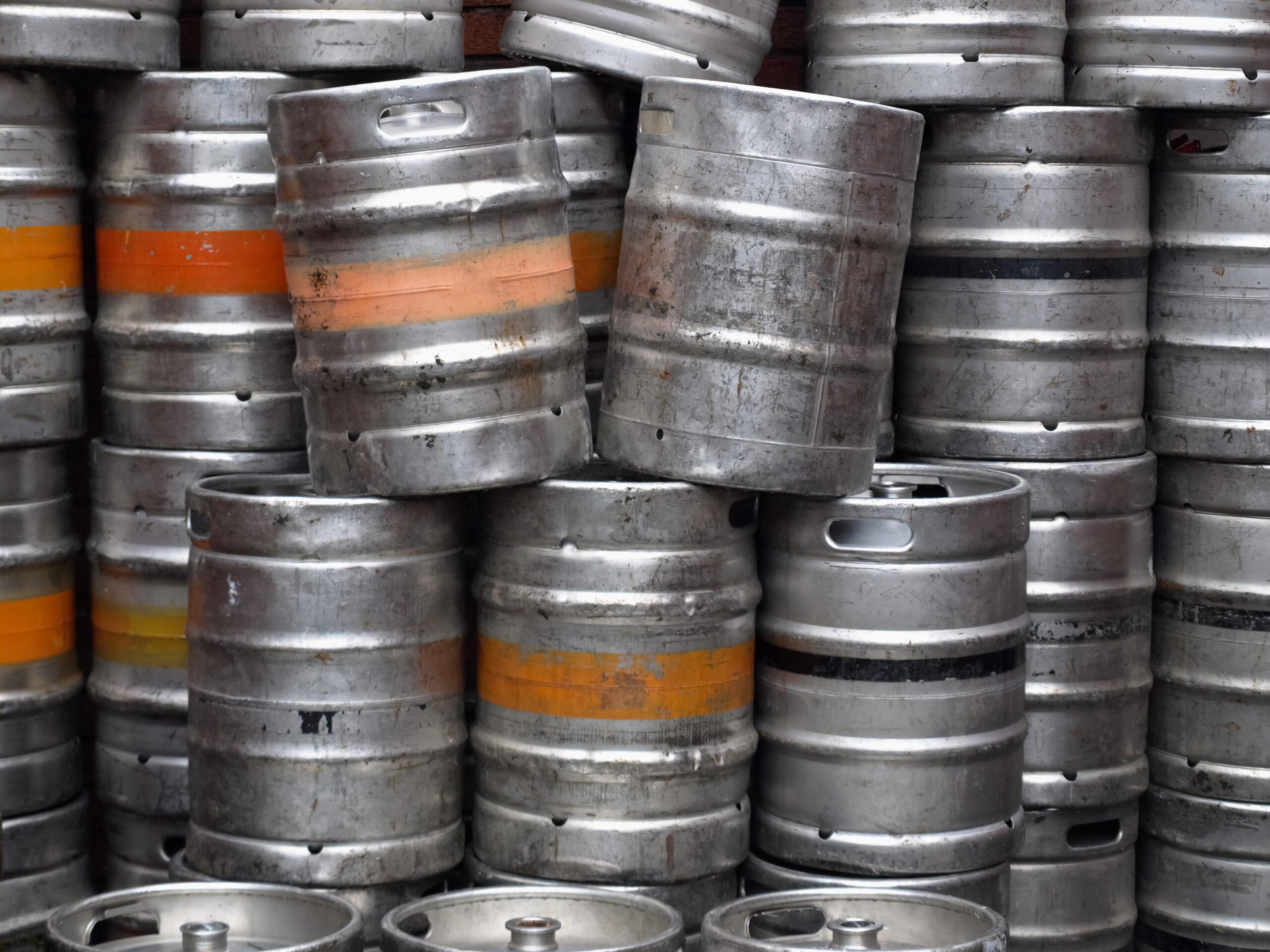 3 Benefits IoT is Driving in The Food & Beverage Industry - Preddio 